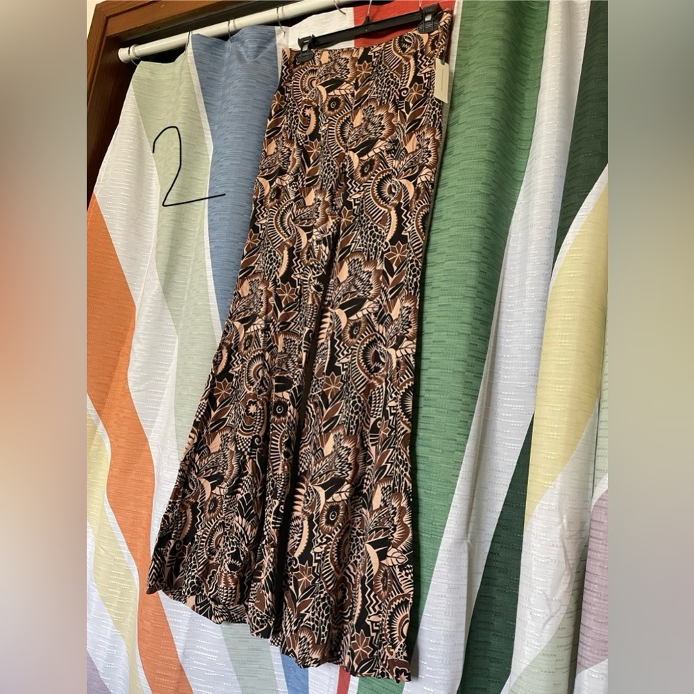 Anthropologie high rise patterned flare pull on pants with side zipper